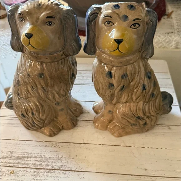 Urban Outfitters Beige and Blue Ceramic Dog Figurine Vases (2) - Picture 4 of 5